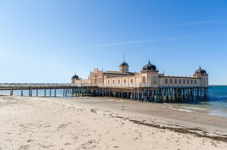Upptäck Varberg vid havet när du ska hyra stuga i Halland