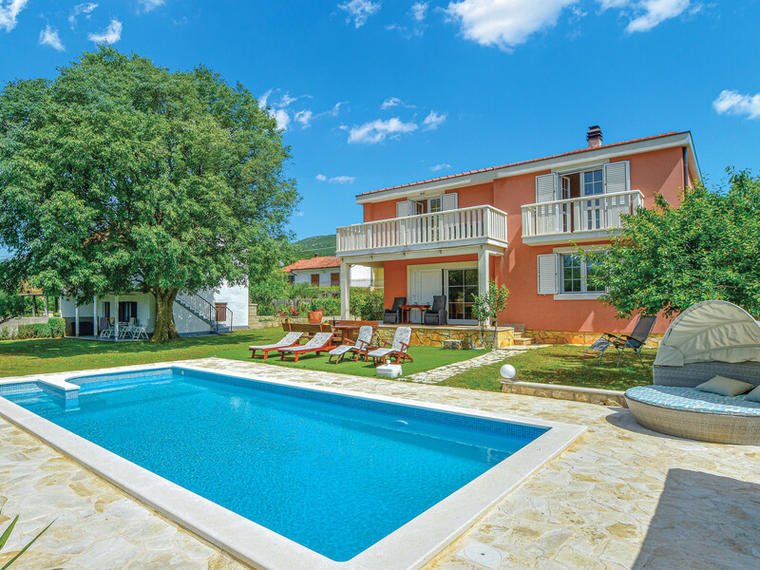 hyra hus med pool kroatien