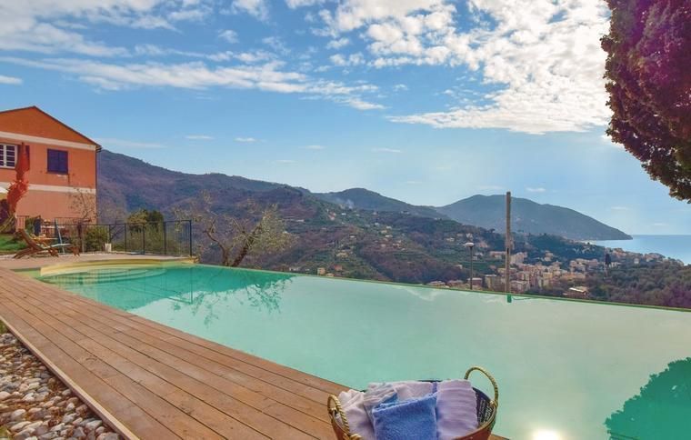 Boende i Rapallo med pool