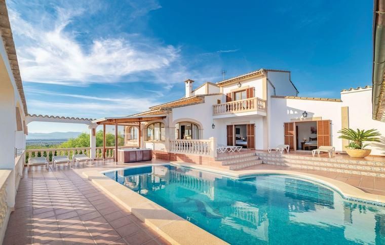 Semesterhus med pool i Palma de Mallorca