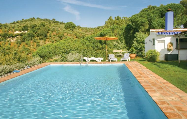 Pool till hus att hyra i Constantina, Spanien