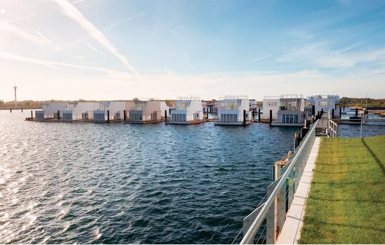 Hus på vatten för uthyrning