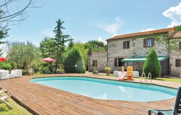 Hus att hyra i Castiglione Del Lago med pool