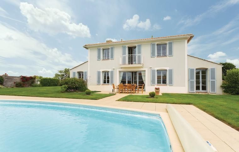Hus att hyra i Vendée med pool