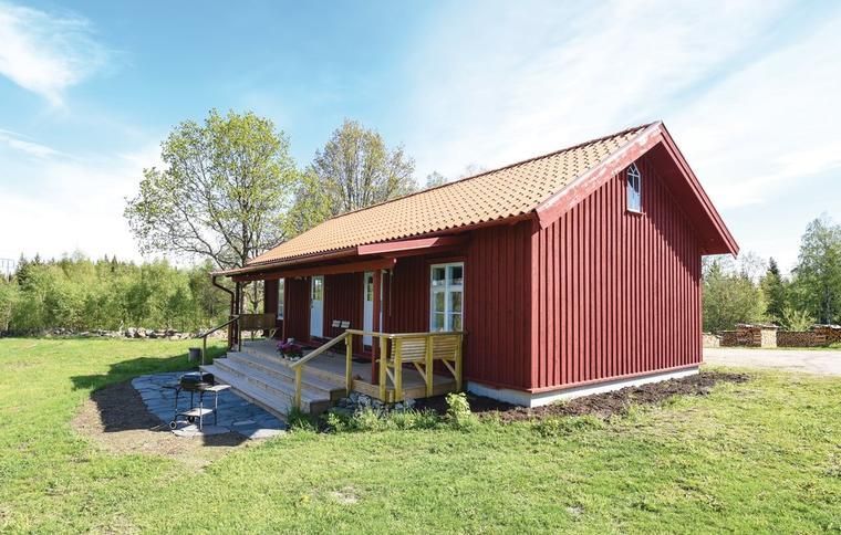 Röd stuga att hyra i Bollebygd