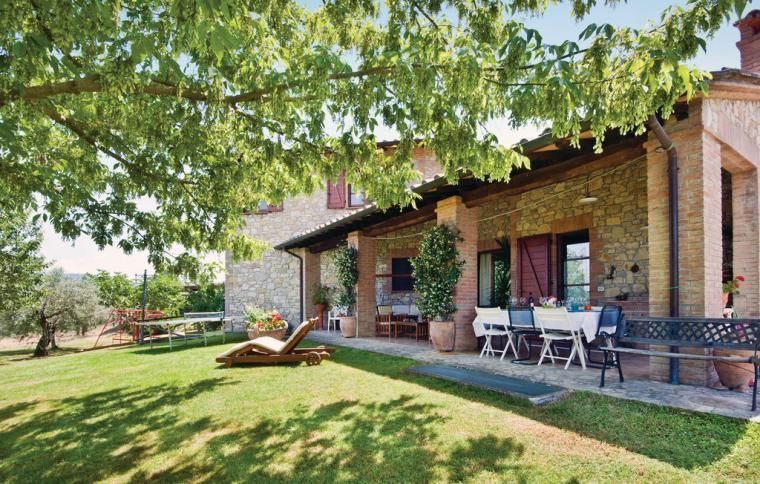 iup319 - Ett semesterhus i Italien att hyra