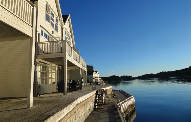 Stugor i Austevoll vid havet