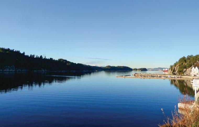 Havet utanför Austevoll i Norge