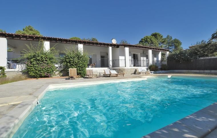 Hus att hyra med pool i Porto Vecchio