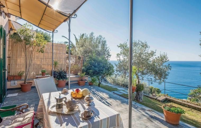 Semesterhus på Riviera di Levante med havsutsikt