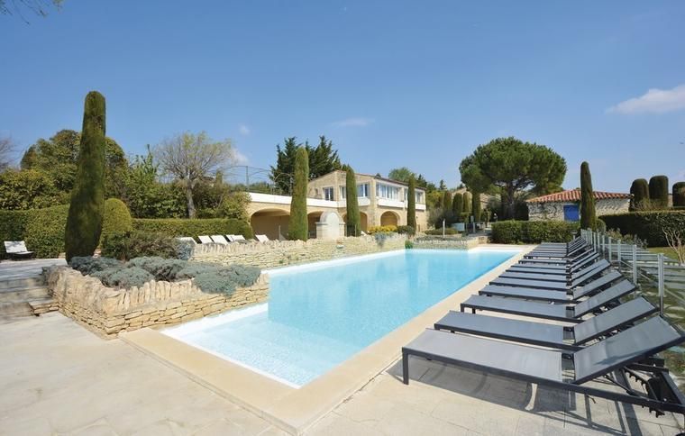 Ett semesterhus i Vaucluse med pool
