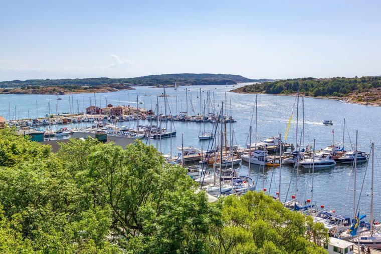 Vid havet i Grebbestad på västkusten