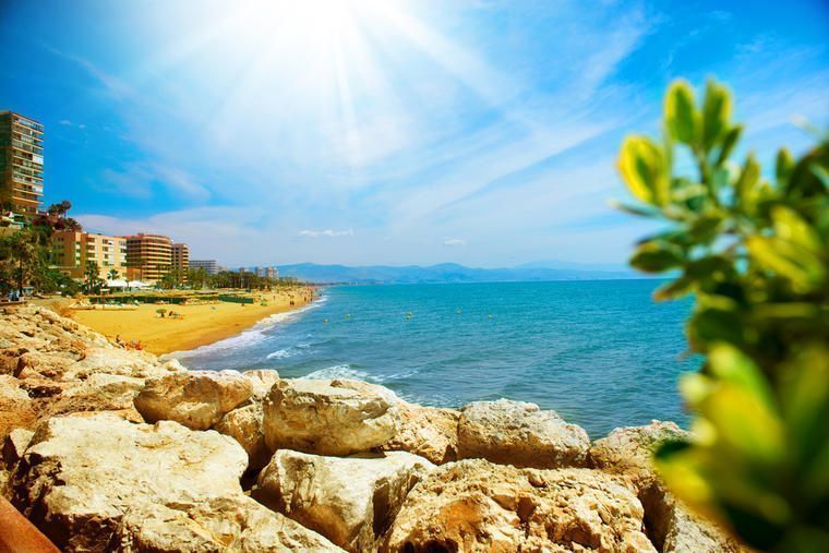 Strand nära semesterboende i Torremolinos