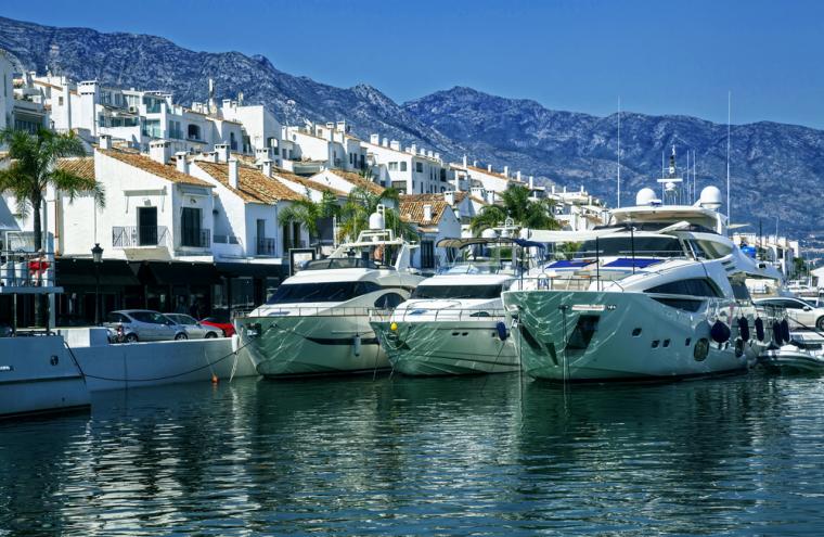 Marbella från havet