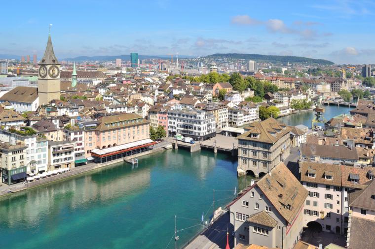 Besök Zürich när du hyr stuga i Schweiz