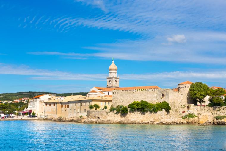 Kyrka på Krk i Kroatien