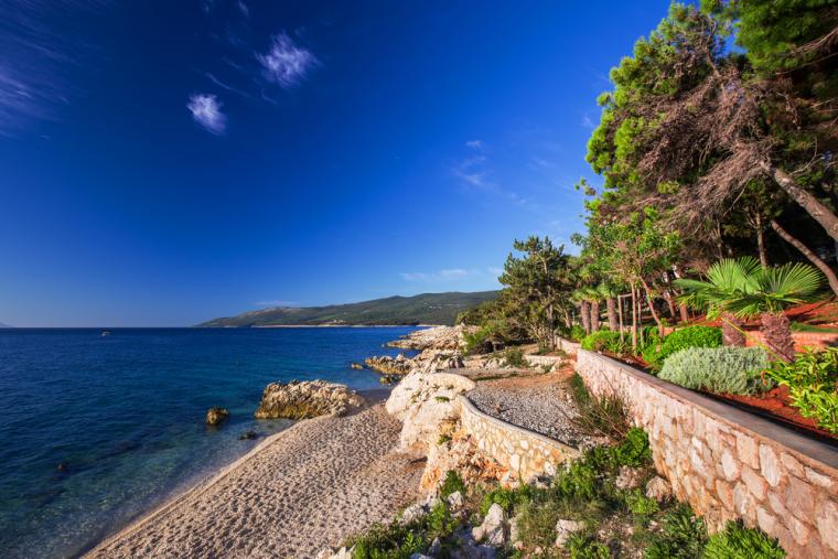 Peroj ligger i Istrien vid adriatiska havet
