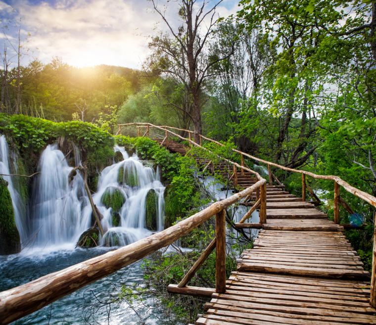 Plitvica-sjöarna i Kontinentala Kroatien