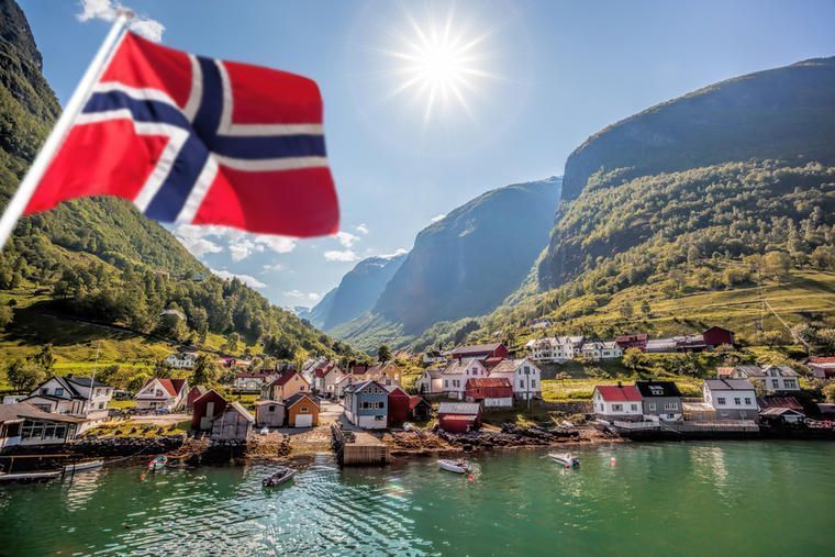 Fantastisk natur väntar dig och din hund i Norge