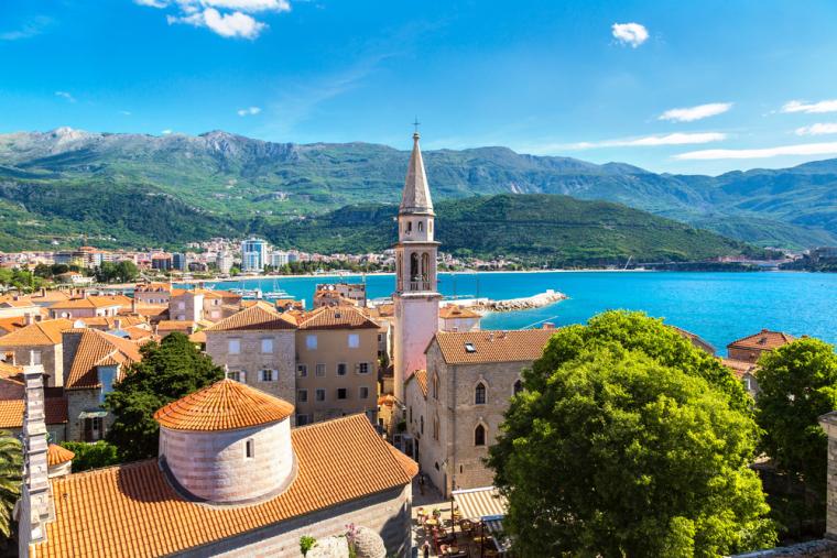 Hyr semesterbostad i vackra Budva