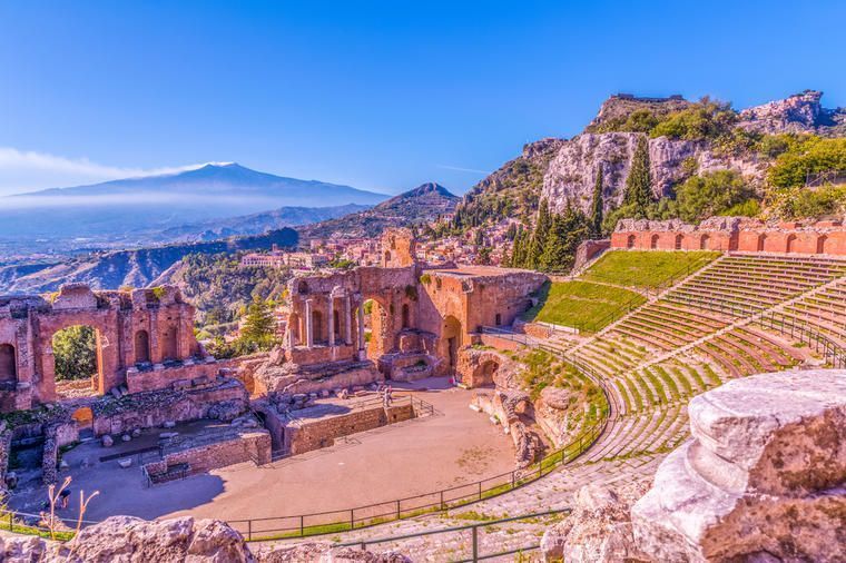 Den antika teatern i Taormina på Sicilien