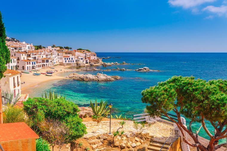 Calella vid havet i Spanien