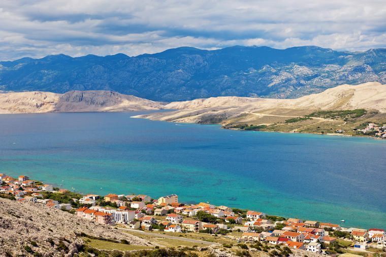 Ta en utflykt till ön Pag i Kvarnerbukten