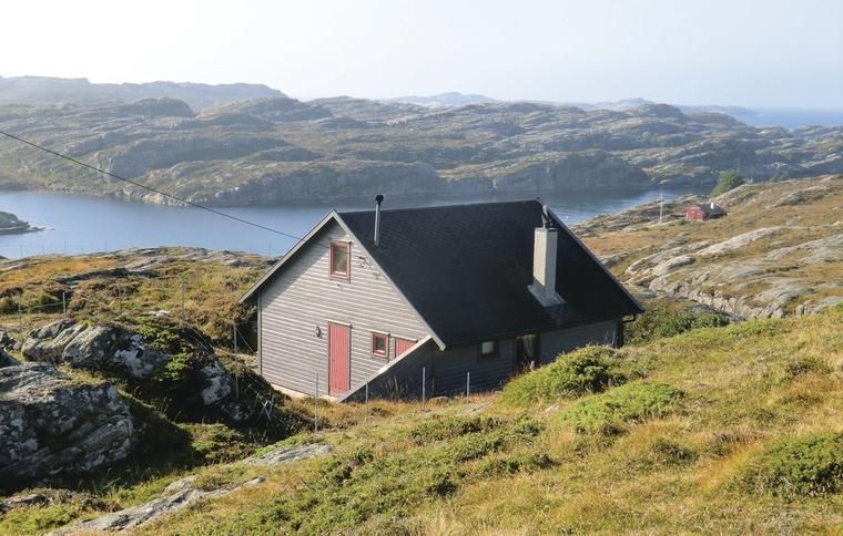 Stuga i Sotra med vacker utsikt