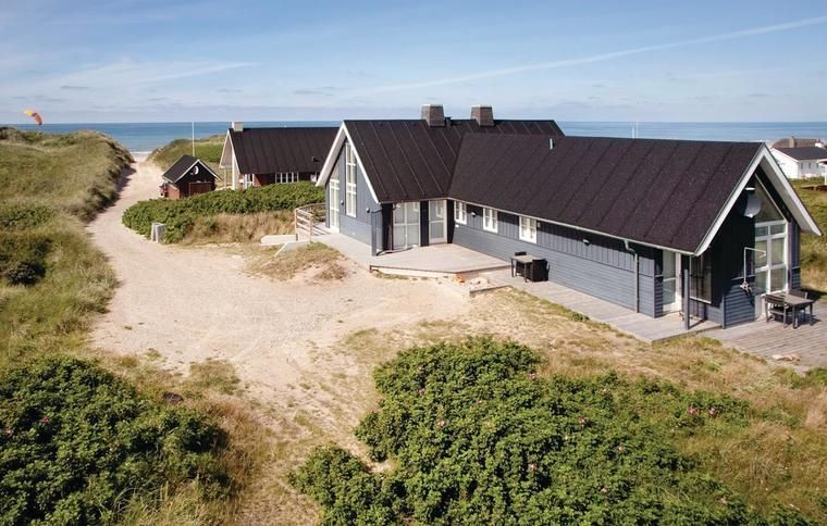 Stugor nära strand i Danmark