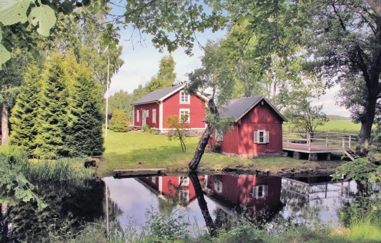 Stuga vid vatten i Mörrum för uthyrning