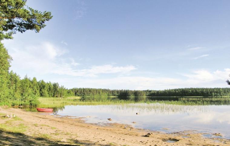 Hyr stuga vid sjön Sänningen nära Älgarås